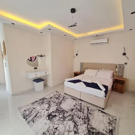 Grey - Villa *